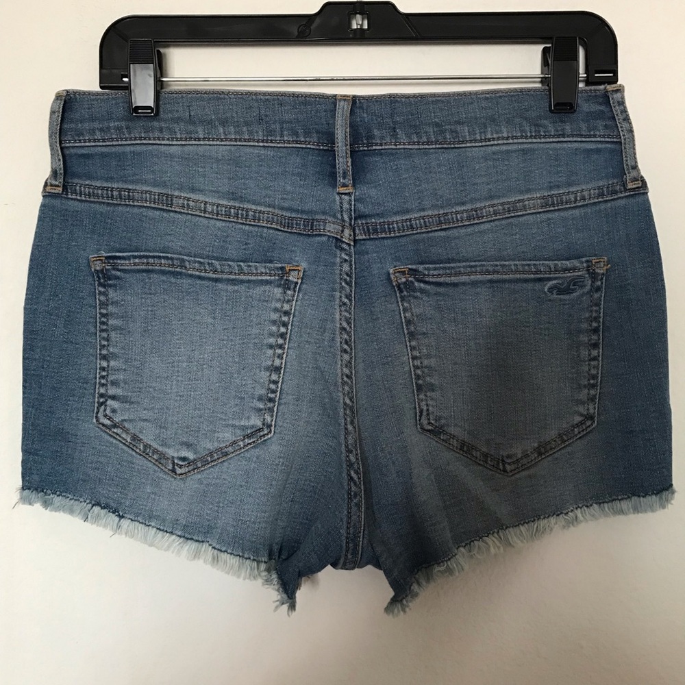 Hollister Blue Jean Short-shorts - Picture 2 of 4